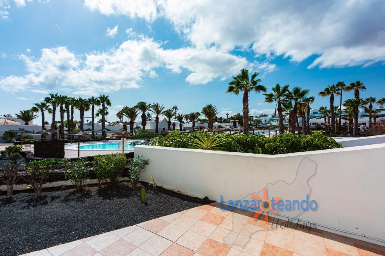 Vivienda Vacacional Las Coronas 48 Costa Teguise Bagian luar foto