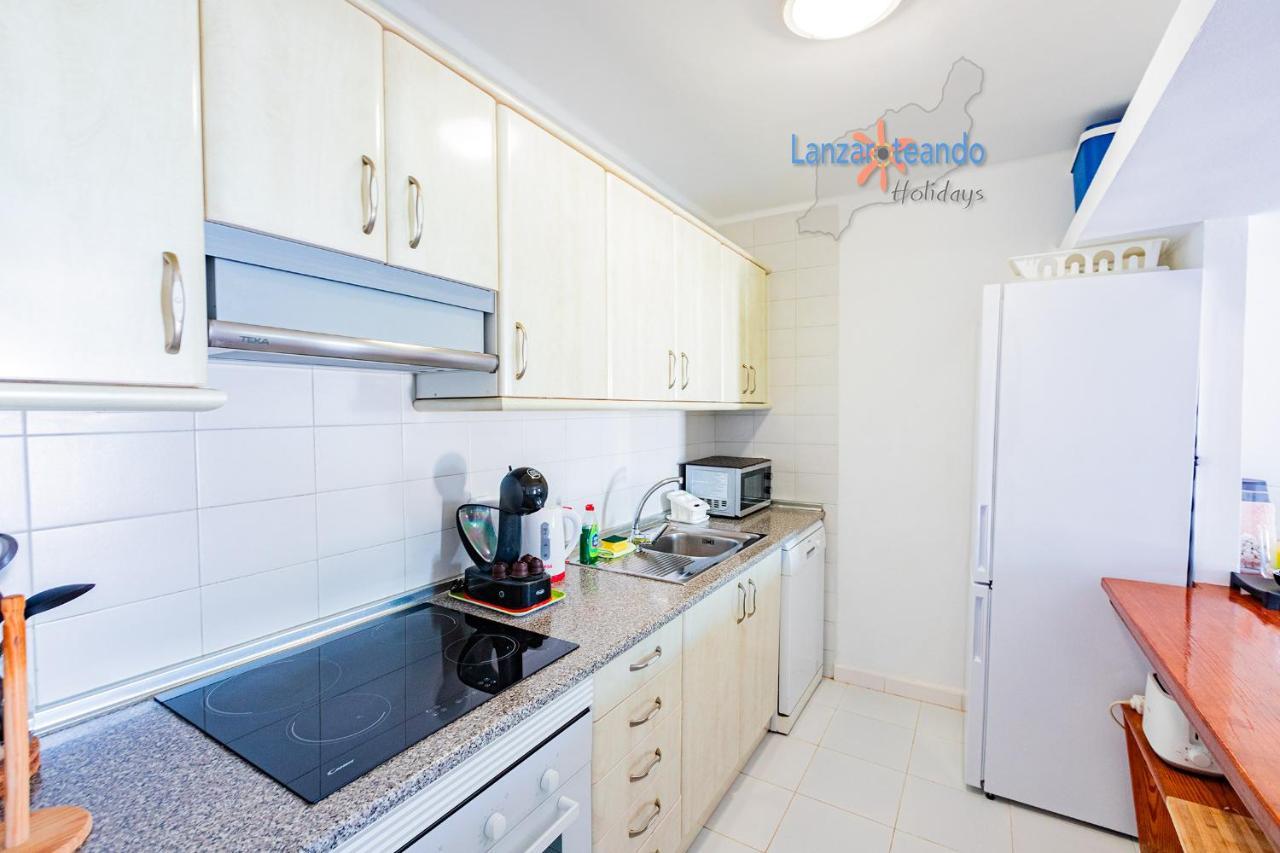 Vivienda Vacacional Las Coronas 48 Costa Teguise Bagian luar foto
